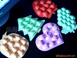 家居日用品 日常生活中的實(shí)用藝術(shù)